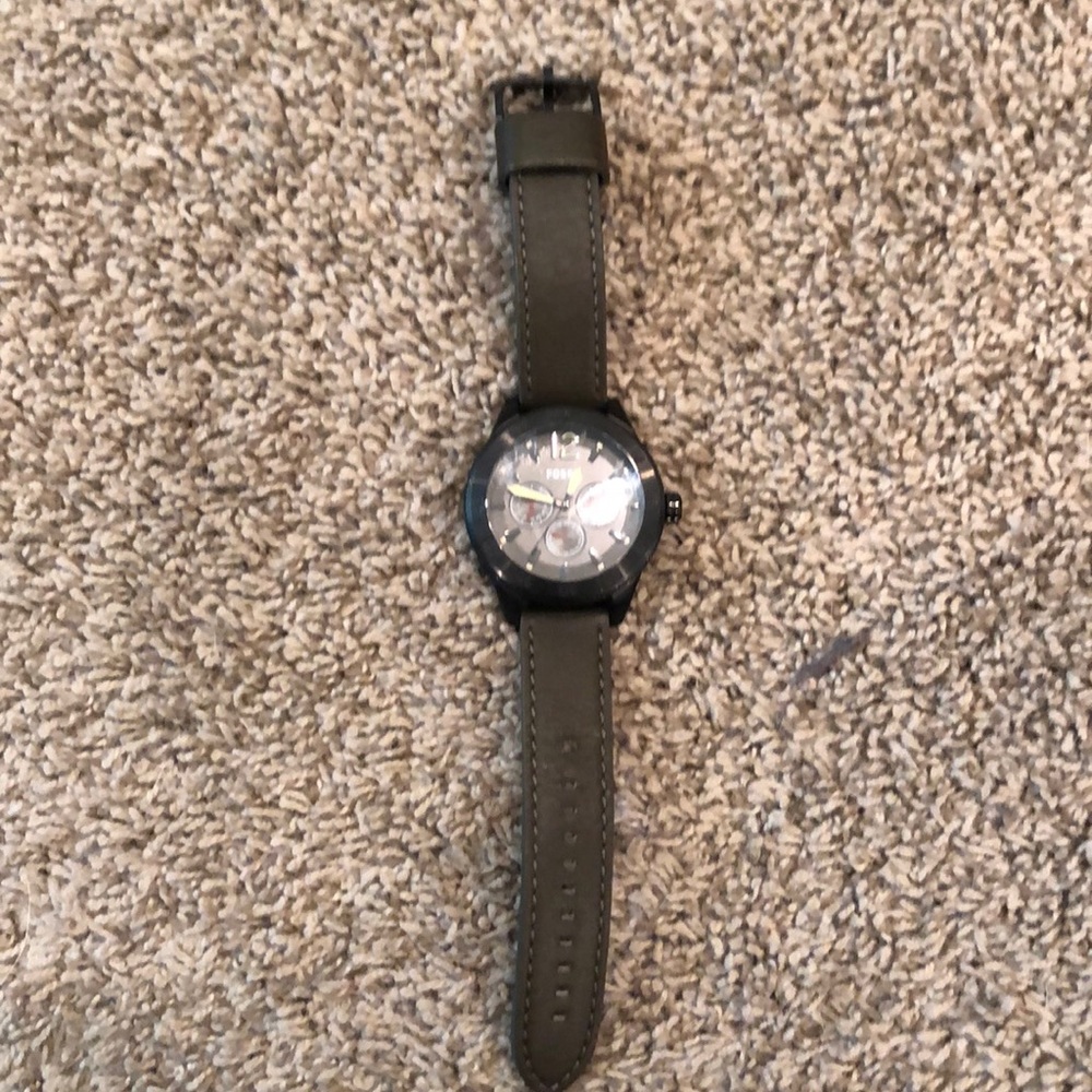 Army green fossil watch